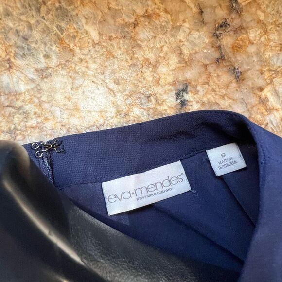 Eva Mendes Navy Shift Dress - Picture 4 of 8